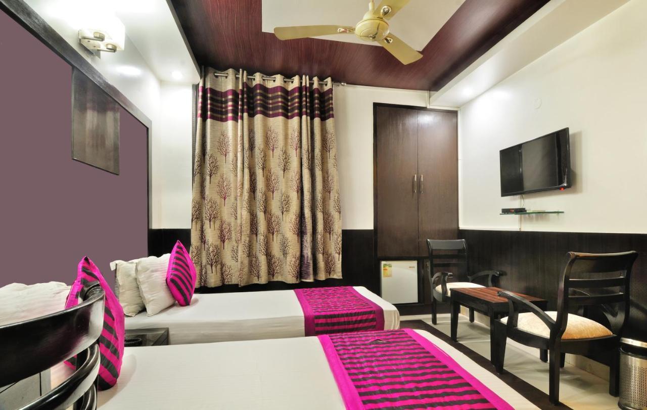 The Bonlon Inn-Near Blk Hospital Delhi Kültér fotó